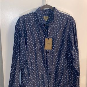 Casual long sleeve button shirt